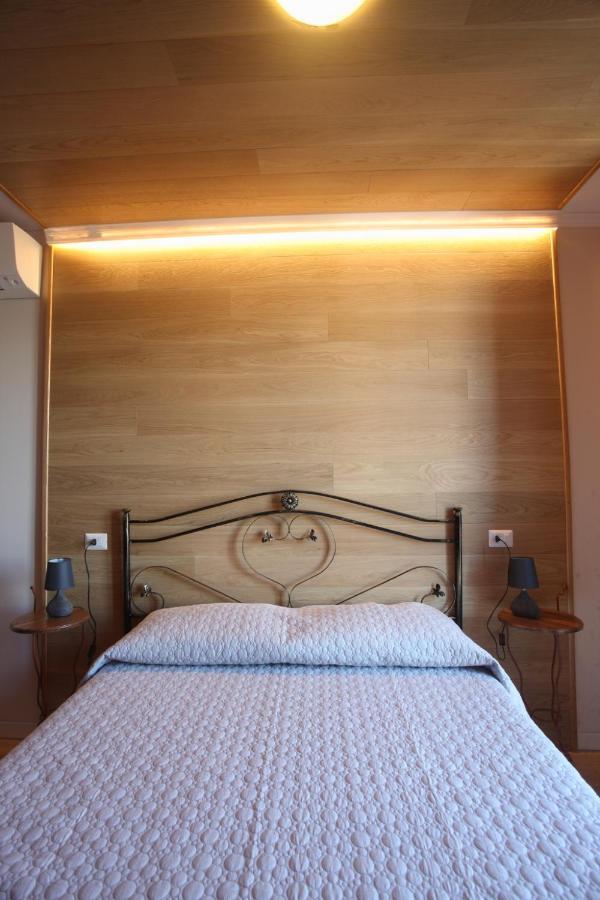 B&B La Fontana Borbone Lauria Inferiore Exterior foto